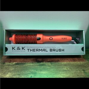 K&K Professional Thermal Brush - New in Box!